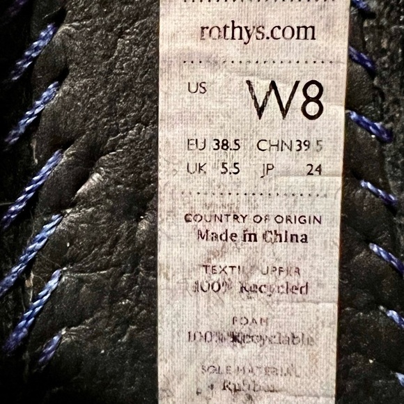 rothy’s black ballet flats. Size 8W - Picture 4 of 5